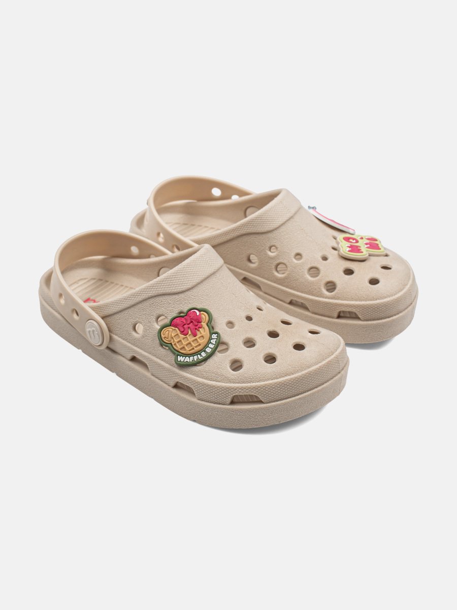 Momi Girls' Clogs – Beige Clogs with Little Bear Patch