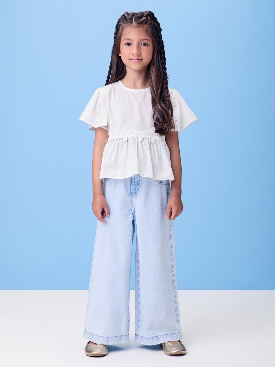 Off Blouse with Laise Sleeves