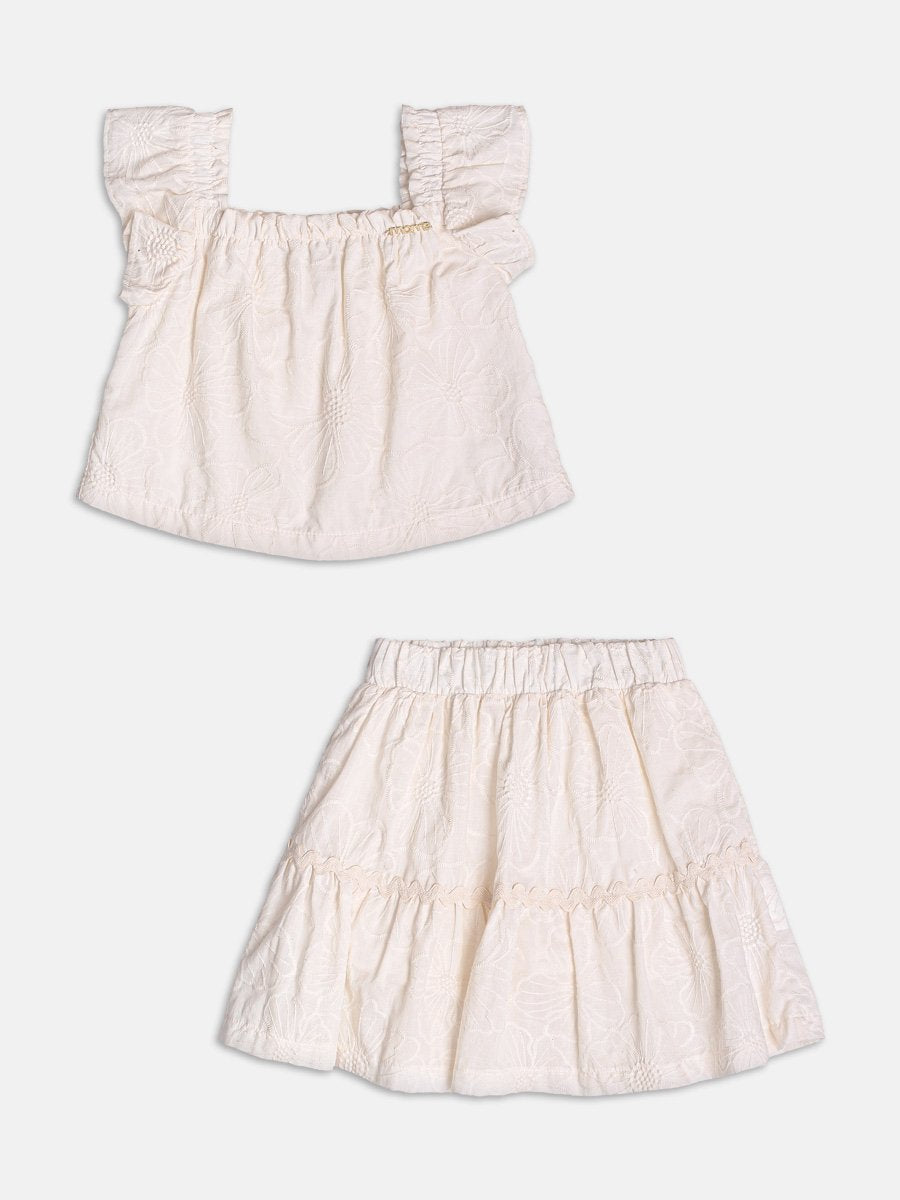 Tricoline Set with Flower Embroidery